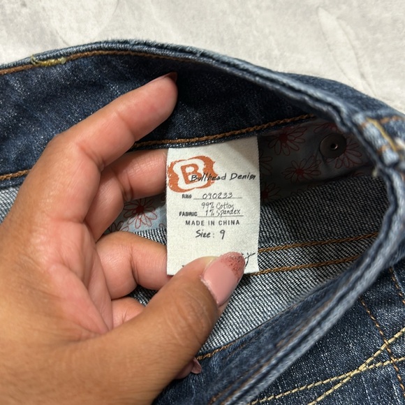Bullhead Denim Shorts - Size 9 - Picture 6 of 7